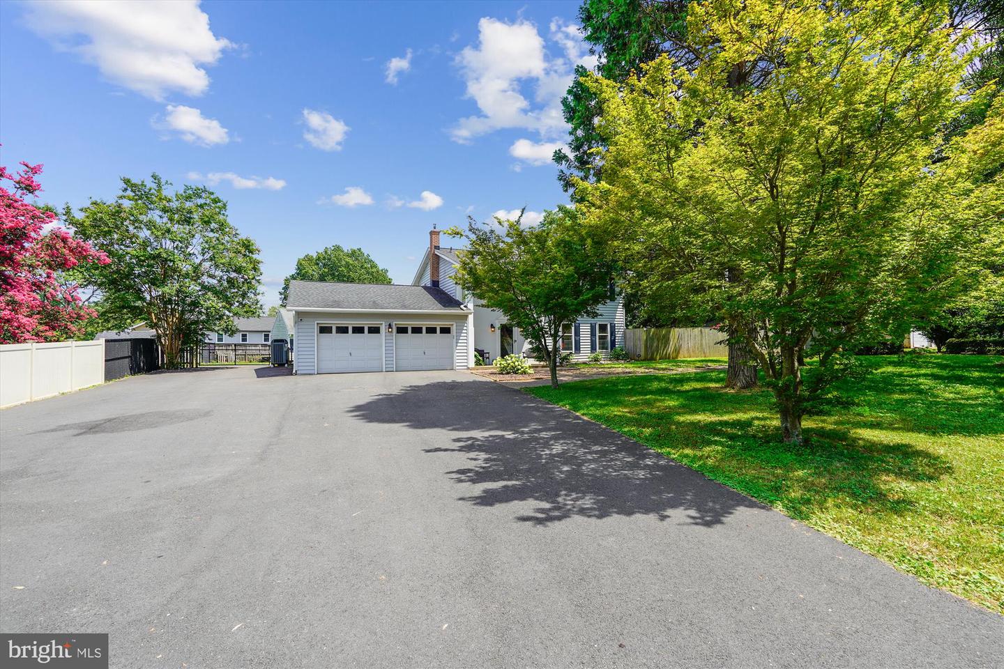 4219 HIGH RIDGE RD, HAYMARKET, Virginia 20169, 4 Bedrooms Bedrooms, 7 Rooms Rooms,2 BathroomsBathrooms,Residential,For sale,4219 HIGH RIDGE RD,VAPW2098868 MLS # VAPW2098868