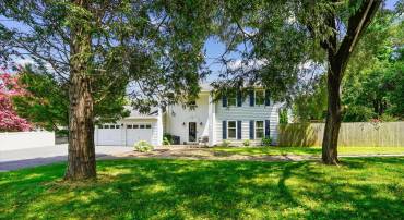 4219 HIGH RIDGE RD, HAYMARKET, Virginia 20169, 4 Bedrooms Bedrooms, 7 Rooms Rooms,2 BathroomsBathrooms,Residential,For sale,4219 HIGH RIDGE RD,VAPW2098868 MLS # VAPW2098868