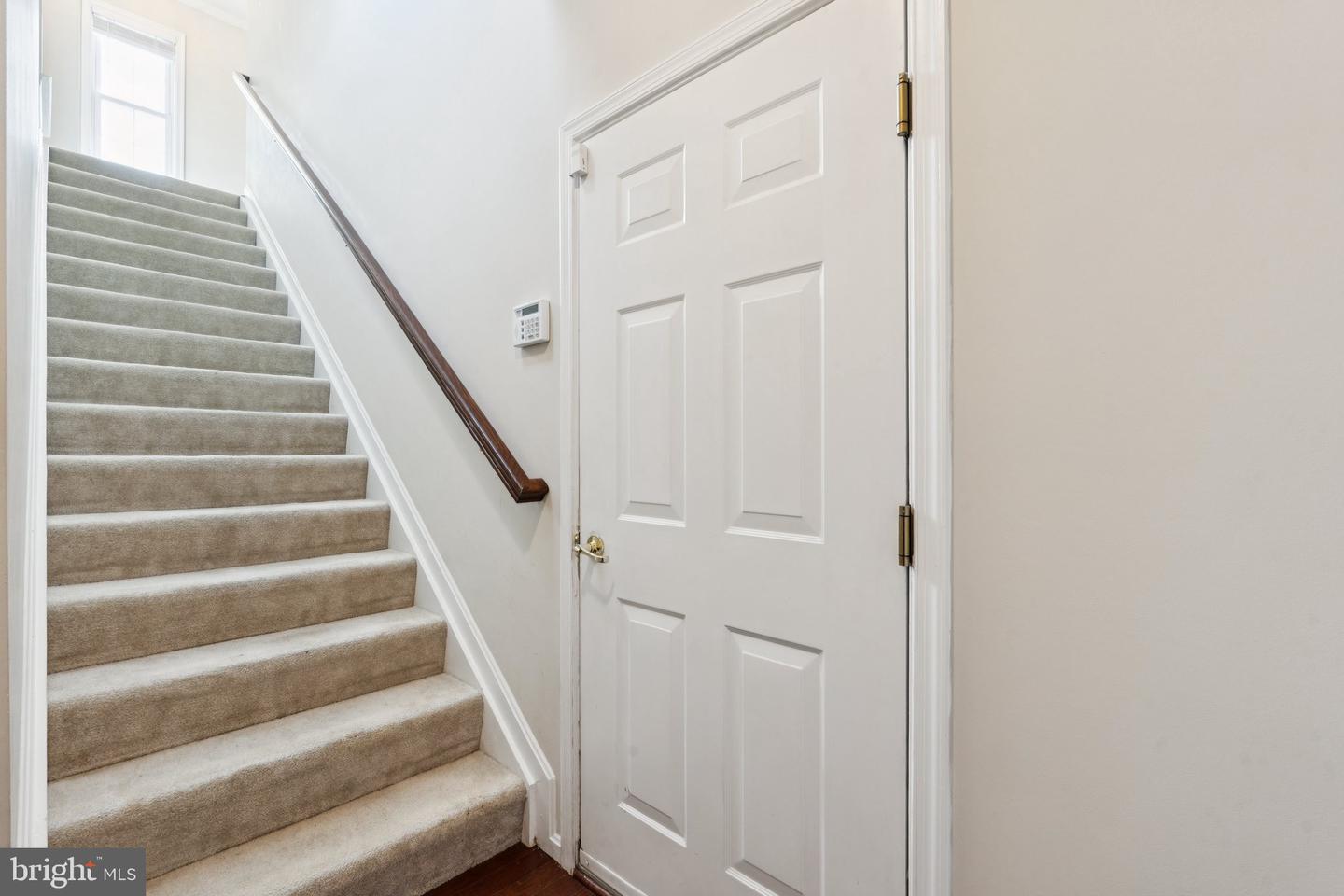 2807 CHINKAPIN OAK LN, WOODBRIDGE, Virginia 22191, 3 Bedrooms Bedrooms, ,2 BathroomsBathrooms,Residential,For sale,2807 CHINKAPIN OAK LN,VAPW2098904 MLS # VAPW2098904