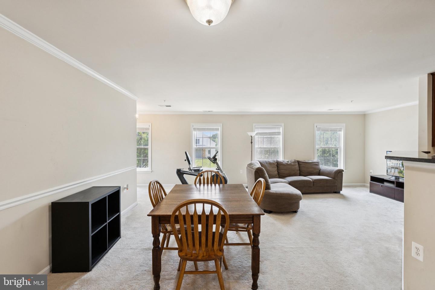2807 CHINKAPIN OAK LN, WOODBRIDGE, Virginia 22191, 3 Bedrooms Bedrooms, ,2 BathroomsBathrooms,Residential,For sale,2807 CHINKAPIN OAK LN,VAPW2098904 MLS # VAPW2098904