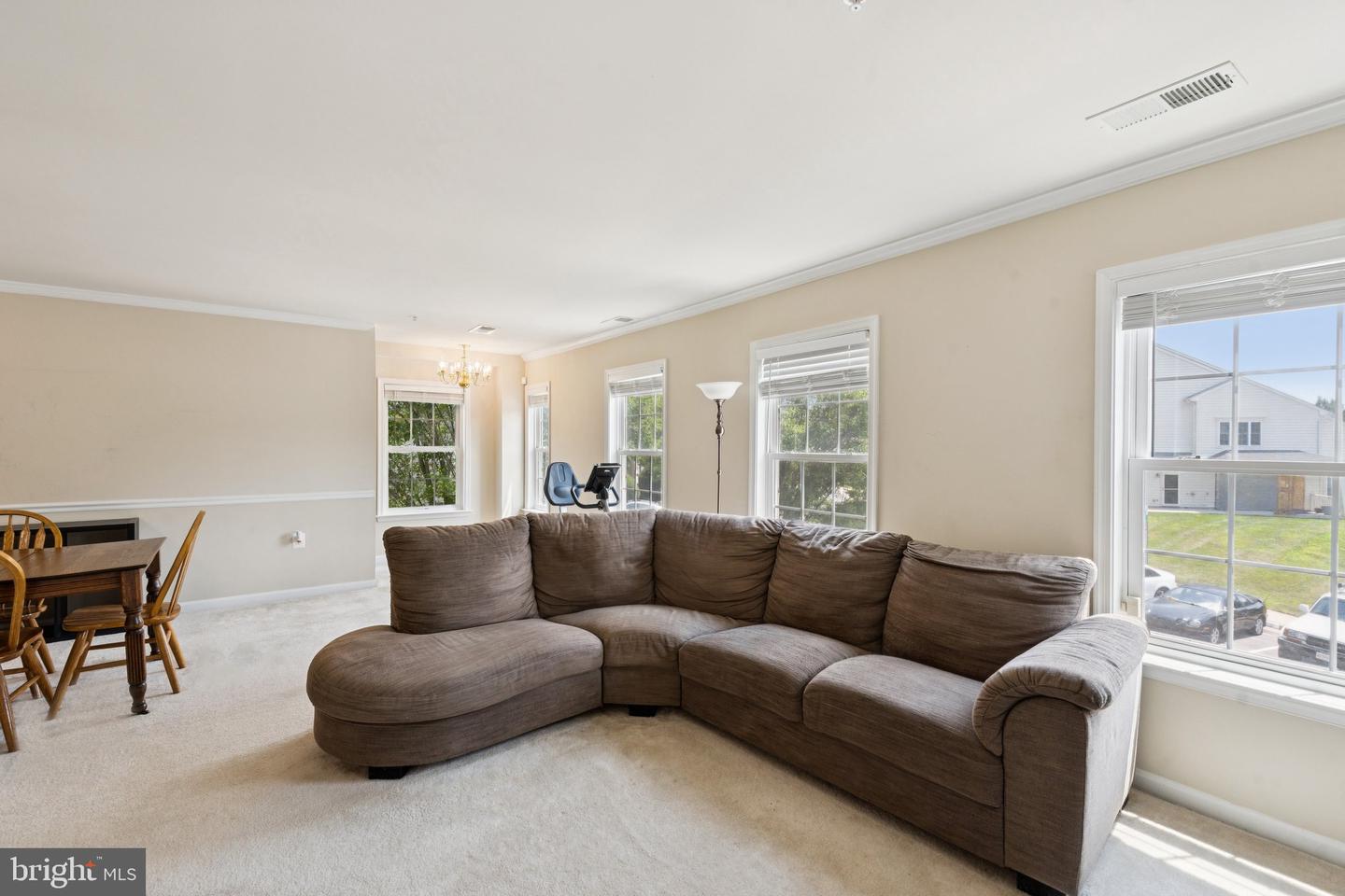 2807 CHINKAPIN OAK LN, WOODBRIDGE, Virginia 22191, 3 Bedrooms Bedrooms, ,2 BathroomsBathrooms,Residential,For sale,2807 CHINKAPIN OAK LN,VAPW2098904 MLS # VAPW2098904