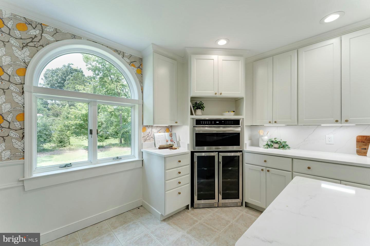 120 W COLONIAL HWY, HAMILTON, Virginia 20158, 3 Bedrooms Bedrooms, ,4 BathroomsBathrooms,Residential,For sale,120 W COLONIAL HWY,VALO2102298 MLS # VALO2102298