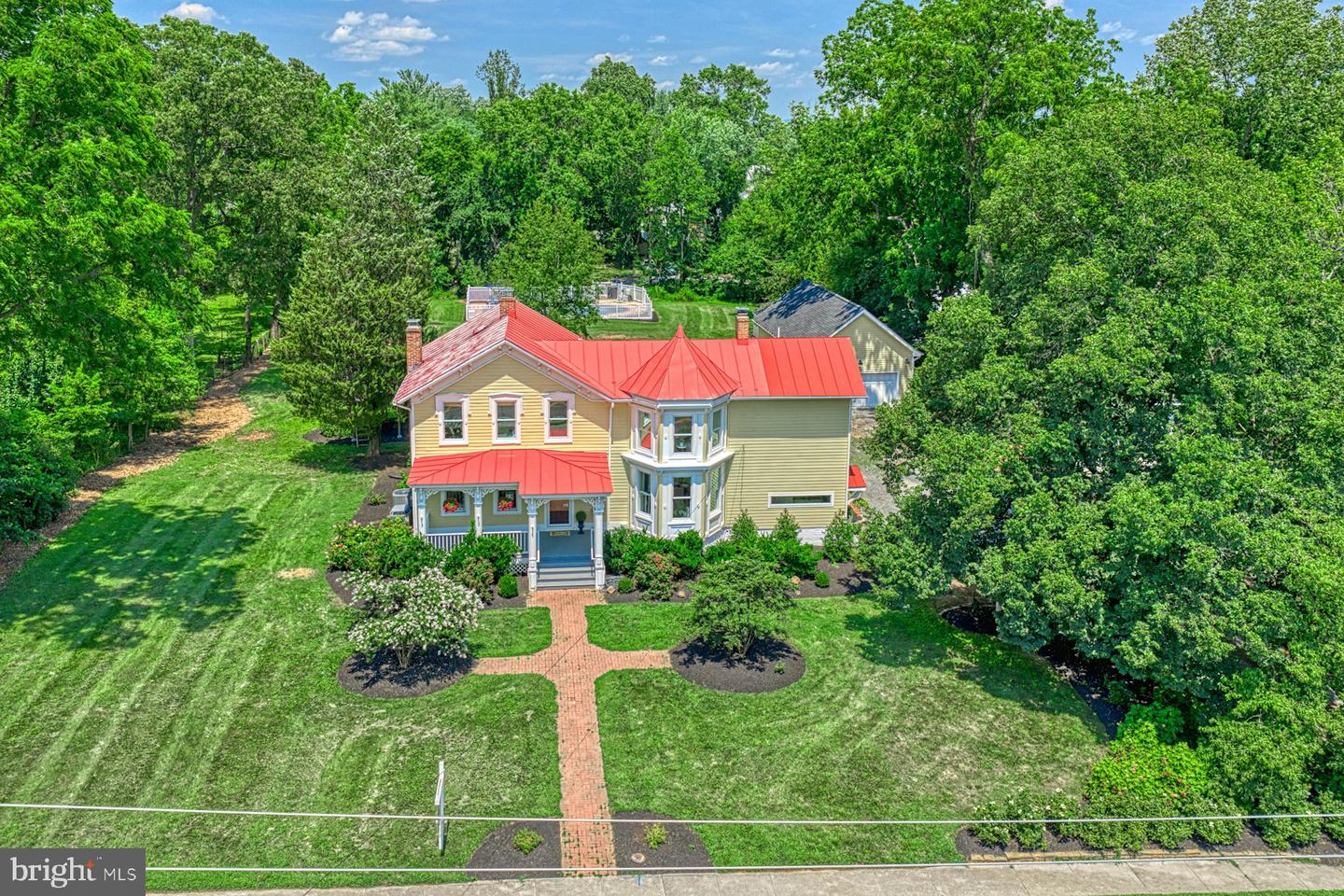 120 W COLONIAL HWY, HAMILTON, Virginia 20158, 3 Bedrooms Bedrooms, ,4 BathroomsBathrooms,Residential,For sale,120 W COLONIAL HWY,VALO2102298 MLS # VALO2102298
