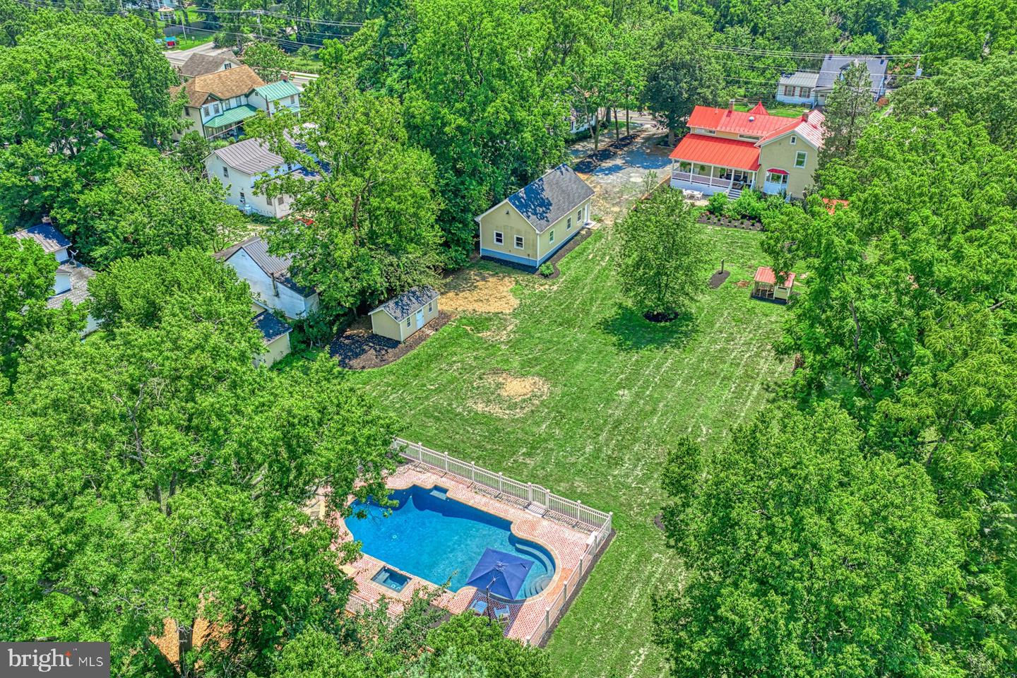120 W COLONIAL HWY, HAMILTON, Virginia 20158, 3 Bedrooms Bedrooms, ,4 BathroomsBathrooms,Residential,For sale,120 W COLONIAL HWY,VALO2102298 MLS # VALO2102298