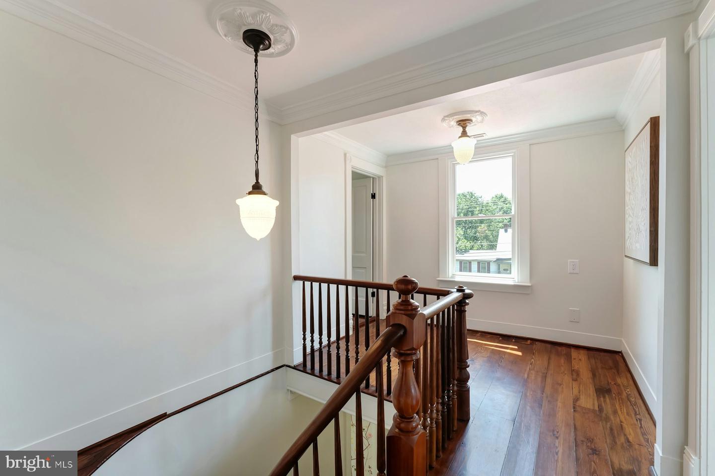 120 W COLONIAL HWY, HAMILTON, Virginia 20158, 3 Bedrooms Bedrooms, ,4 BathroomsBathrooms,Residential,For sale,120 W COLONIAL HWY,VALO2102298 MLS # VALO2102298