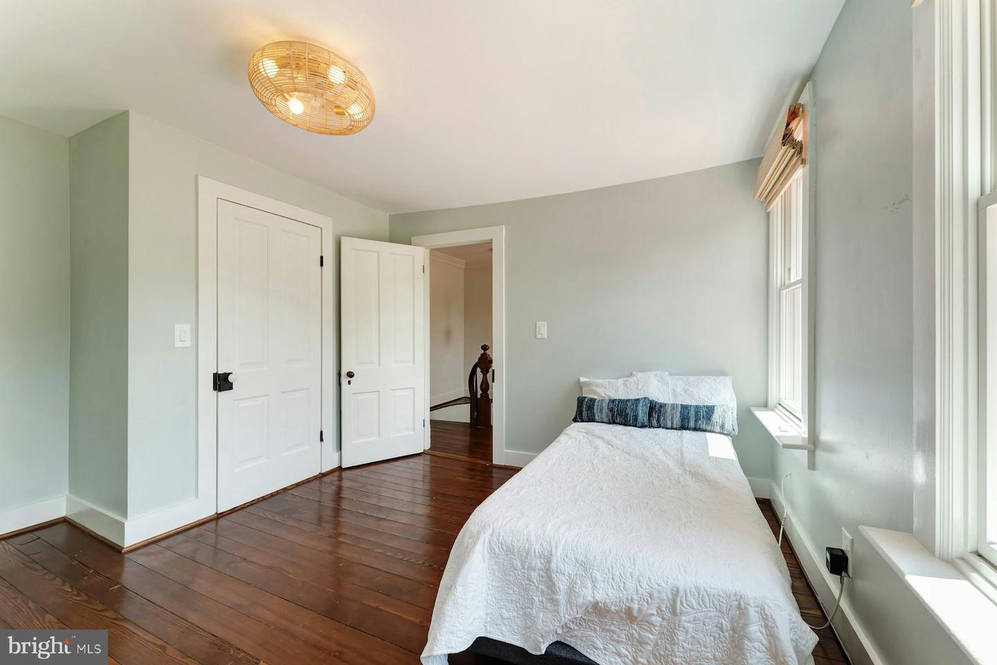 120 W COLONIAL HWY, HAMILTON, Virginia 20158, 3 Bedrooms Bedrooms, ,4 BathroomsBathrooms,Residential,For sale,120 W COLONIAL HWY,VALO2102298 MLS # VALO2102298