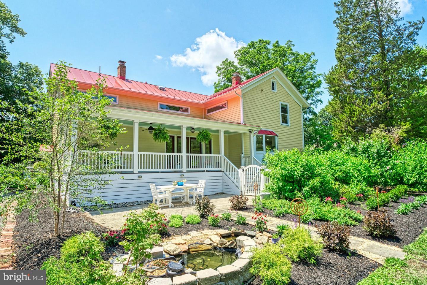 120 W COLONIAL HWY, HAMILTON, Virginia 20158, 3 Bedrooms Bedrooms, ,4 BathroomsBathrooms,Residential,For sale,120 W COLONIAL HWY,VALO2102298 MLS # VALO2102298