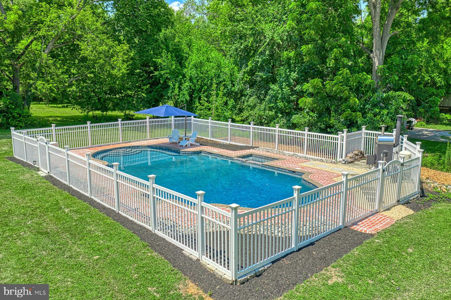 120 W COLONIAL HWY, HAMILTON, Virginia 20158, 3 Bedrooms Bedrooms, ,4 BathroomsBathrooms,Residential,For sale,120 W COLONIAL HWY,VALO2102298 MLS # VALO2102298
