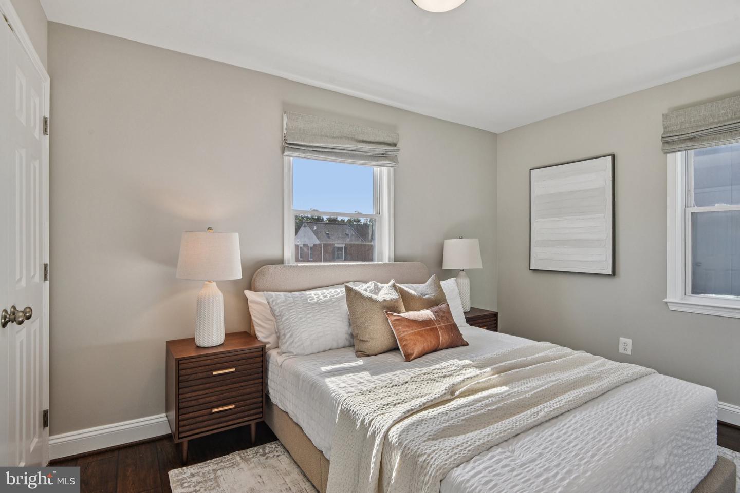 2137 S OXFORD ST, ARLINGTON, Virginia 22204, 3 Bedrooms Bedrooms, ,2 BathroomsBathrooms,Residential,For sale,2137 S OXFORD ST,VAAR2060900 MLS # VAAR2060900