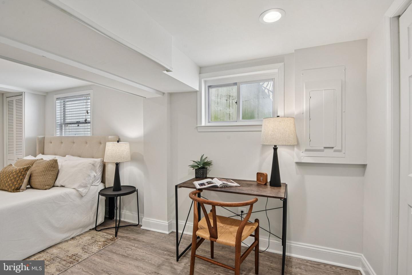 2137 S OXFORD ST, ARLINGTON, Virginia 22204, 3 Bedrooms Bedrooms, ,2 BathroomsBathrooms,Residential,For sale,2137 S OXFORD ST,VAAR2060900 MLS # VAAR2060900