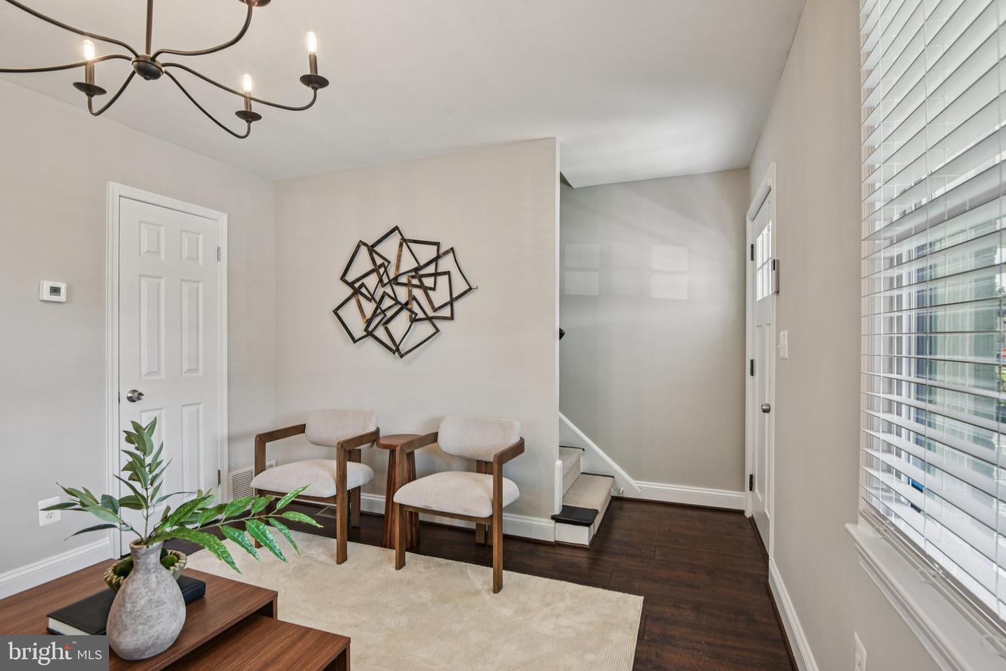 2137 S OXFORD ST, ARLINGTON, Virginia 22204, 3 Bedrooms Bedrooms, ,2 BathroomsBathrooms,Residential,For sale,2137 S OXFORD ST,VAAR2060900 MLS # VAAR2060900