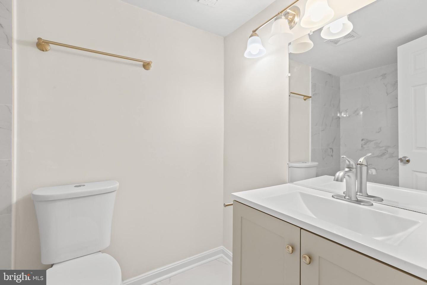 12701 LOTTE DR #203, WOODBRIDGE, Virginia 22192, 3 Bedrooms Bedrooms, ,1 BathroomBathrooms,Residential,For sale,12701 LOTTE DR #203,VAPW2099460 MLS # VAPW2099460