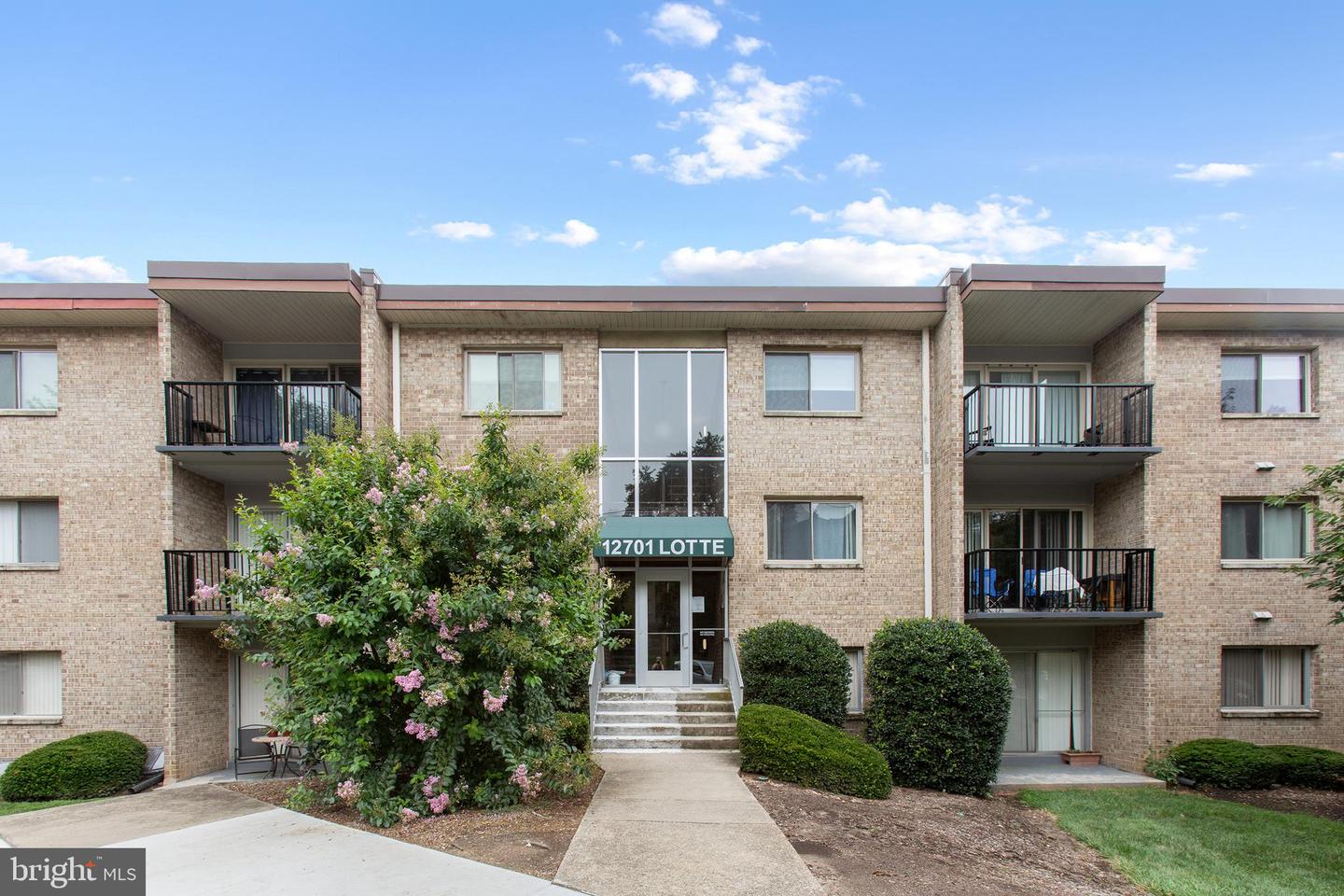 12701 LOTTE DR #203, WOODBRIDGE, Virginia 22192, 3 Bedrooms Bedrooms, ,1 BathroomBathrooms,Residential,For sale,12701 LOTTE DR #203,VAPW2099460 MLS # VAPW2099460