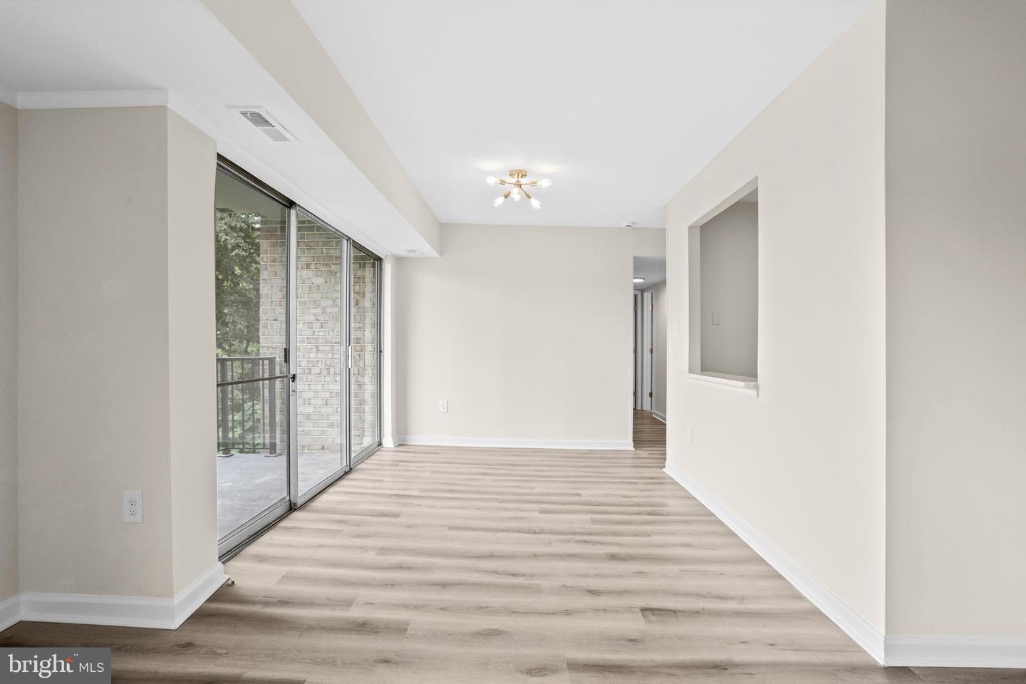 12701 LOTTE DR #203, WOODBRIDGE, Virginia 22192, 3 Bedrooms Bedrooms, ,1 BathroomBathrooms,Residential,For sale,12701 LOTTE DR #203,VAPW2099460 MLS # VAPW2099460