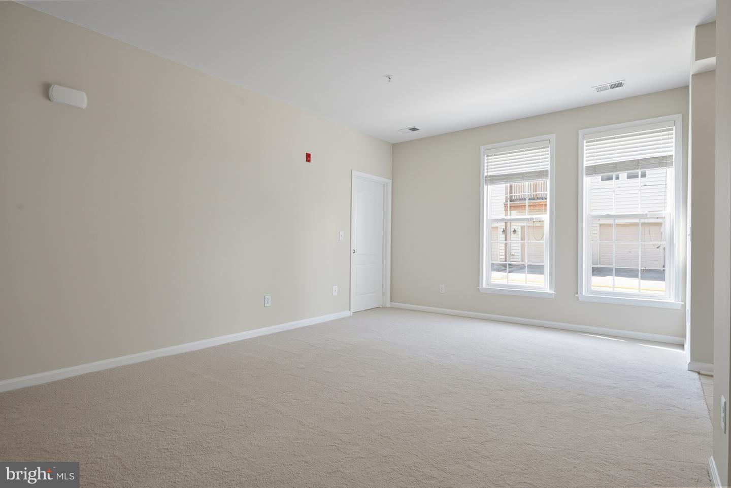 42321 SAN JUAN TER, ALDIE, Virginia 20105, 1 Bedroom Bedrooms, ,1 BathroomBathrooms,Residential,For sale,42321 SAN JUAN TER,VALO2102584 MLS # VALO2102584