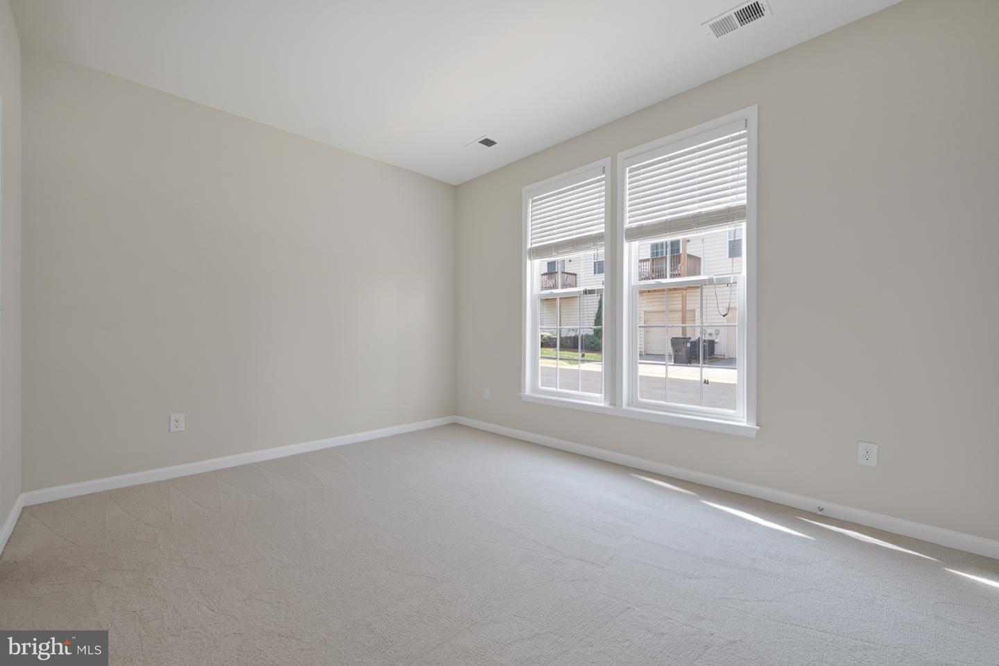 42321 SAN JUAN TER, ALDIE, Virginia 20105, 1 Bedroom Bedrooms, ,1 BathroomBathrooms,Residential,For sale,42321 SAN JUAN TER,VALO2102584 MLS # VALO2102584
