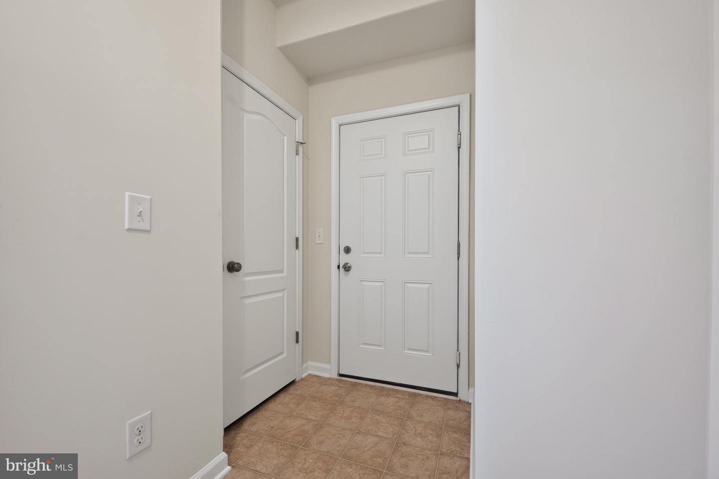42321 SAN JUAN TER, ALDIE, Virginia 20105, 1 Bedroom Bedrooms, ,1 BathroomBathrooms,Residential,For sale,42321 SAN JUAN TER,VALO2102584 MLS # VALO2102584