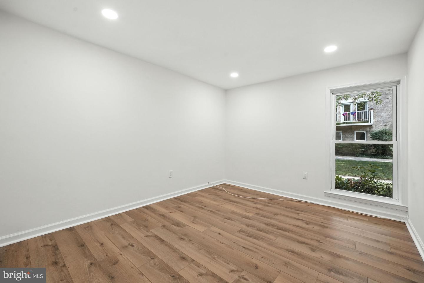 3814 PERSIMMON CIR, FAIRFAX, Virginia 22031, 2 Bedrooms Bedrooms, ,2 BathroomsBathrooms,Residential,For sale,3814 PERSIMMON CIR,VAFX2256626 MLS # VAFX2256626