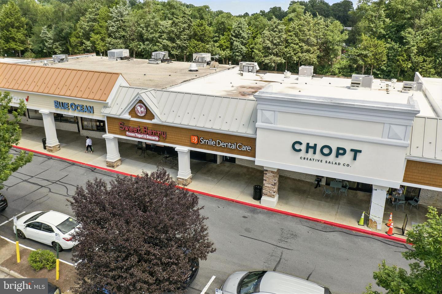 3814 PERSIMMON CIR, FAIRFAX, Virginia 22031, 2 Bedrooms Bedrooms, ,2 BathroomsBathrooms,Residential,For sale,3814 PERSIMMON CIR,VAFX2256626 MLS # VAFX2256626