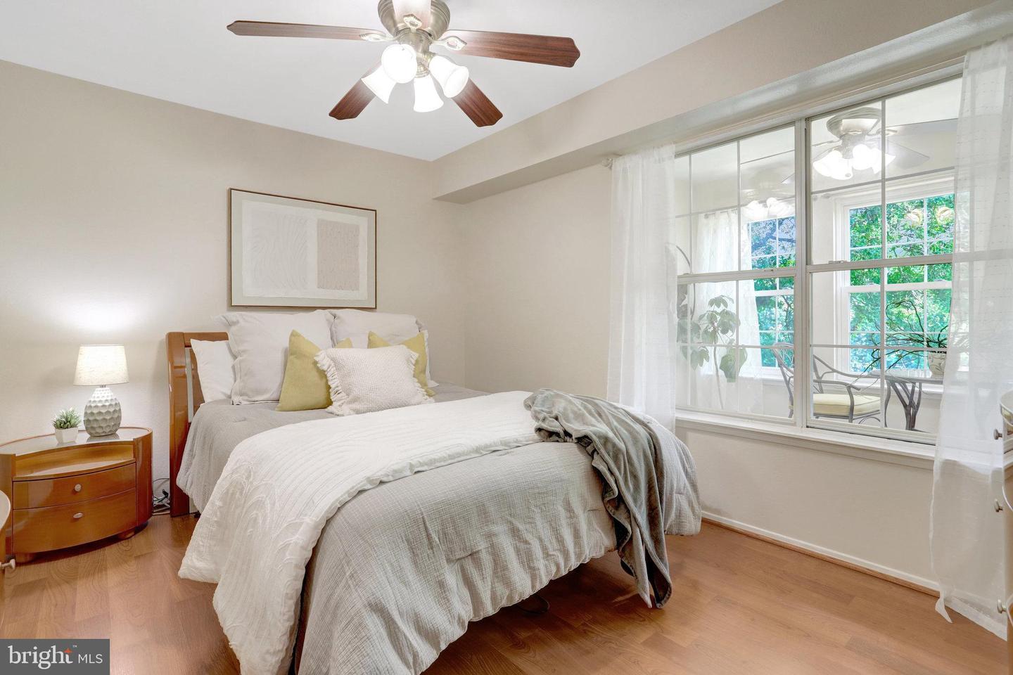 3315 WYNDHAM CIR #2235, ALEXANDRIA, Virginia 22302, 2 Bedrooms Bedrooms, ,2 BathroomsBathrooms,Residential,For sale,3315 WYNDHAM CIR #2235,VAAX2047698 MLS # VAAX2047698