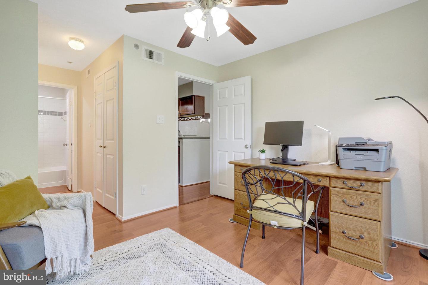 3315 WYNDHAM CIR #2235, ALEXANDRIA, Virginia 22302, 2 Bedrooms Bedrooms, ,2 BathroomsBathrooms,Residential,For sale,3315 WYNDHAM CIR #2235,VAAX2047698 MLS # VAAX2047698