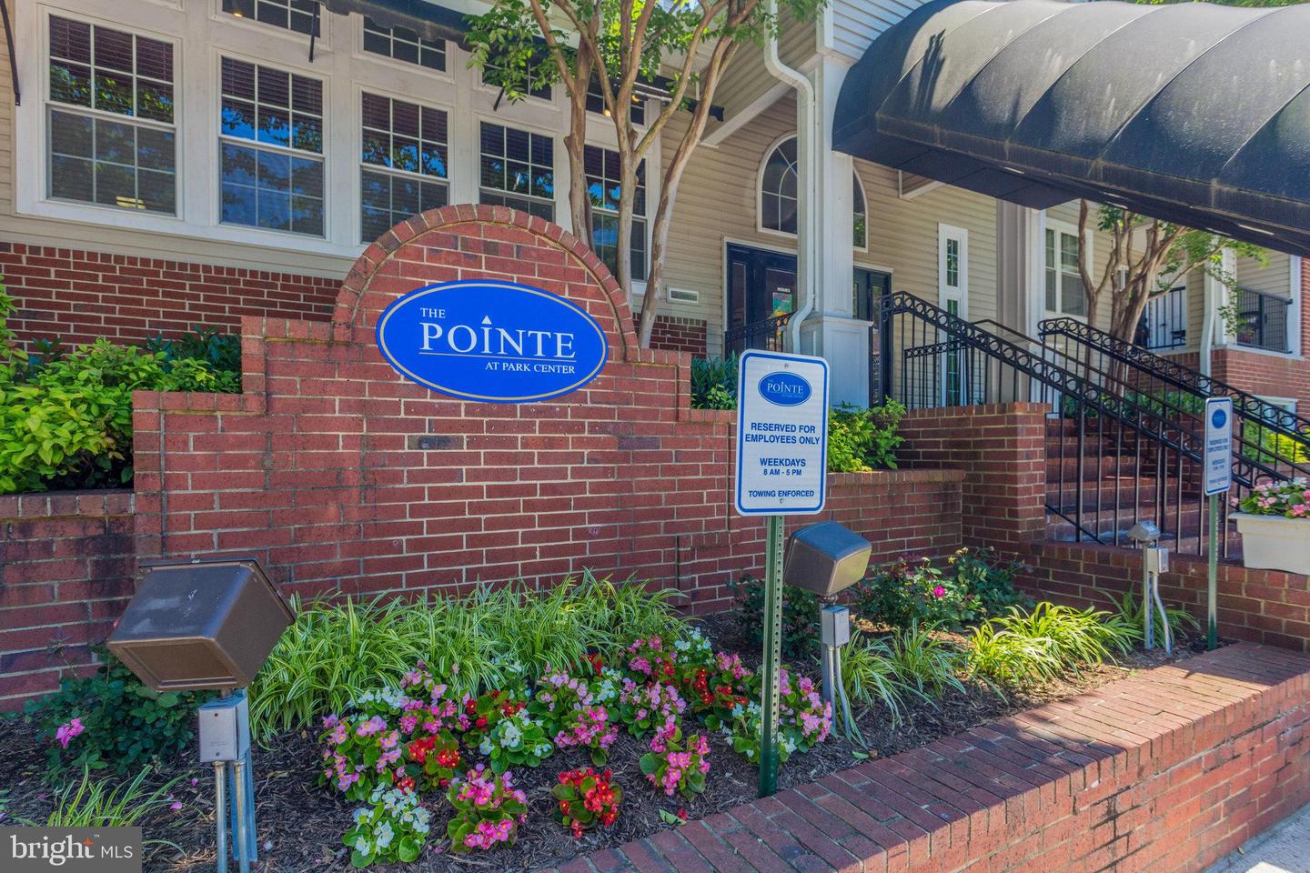 3315 WYNDHAM CIR #2235, ALEXANDRIA, Virginia 22302, 2 Bedrooms Bedrooms, ,2 BathroomsBathrooms,Residential,For sale,3315 WYNDHAM CIR #2235,VAAX2047698 MLS # VAAX2047698