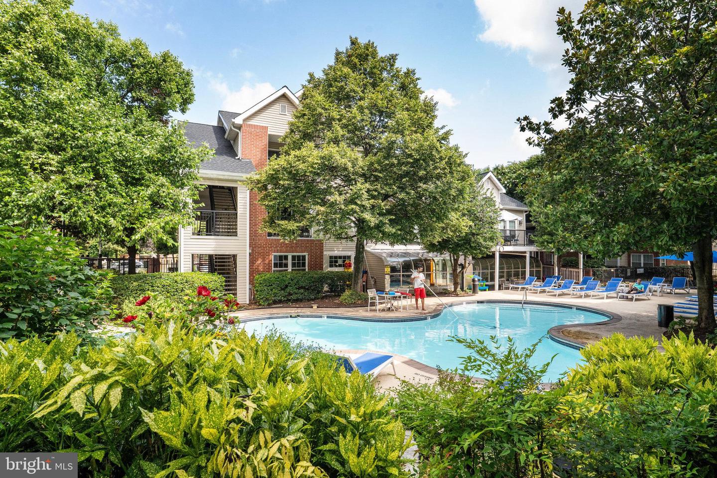 3315 WYNDHAM CIR #2235, ALEXANDRIA, Virginia 22302, 2 Bedrooms Bedrooms, ,2 BathroomsBathrooms,Residential,For sale,3315 WYNDHAM CIR #2235,VAAX2047698 MLS # VAAX2047698