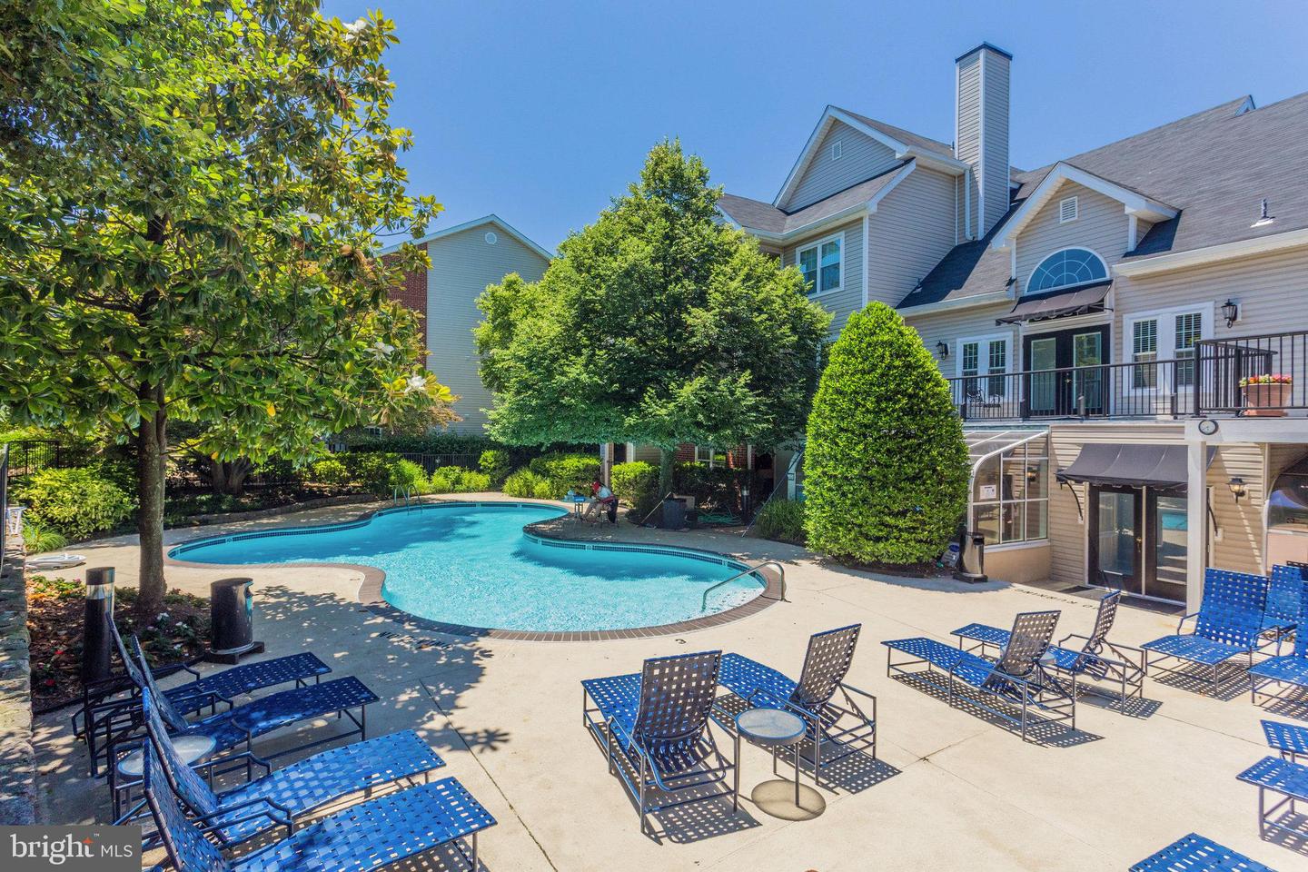 3315 WYNDHAM CIR #2235, ALEXANDRIA, Virginia 22302, 2 Bedrooms Bedrooms, ,2 BathroomsBathrooms,Residential,For sale,3315 WYNDHAM CIR #2235,VAAX2047698 MLS # VAAX2047698