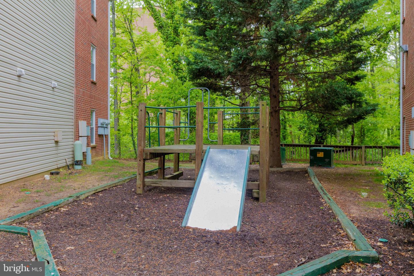 3315 WYNDHAM CIR #2235, ALEXANDRIA, Virginia 22302, 2 Bedrooms Bedrooms, ,2 BathroomsBathrooms,Residential,For sale,3315 WYNDHAM CIR #2235,VAAX2047698 MLS # VAAX2047698