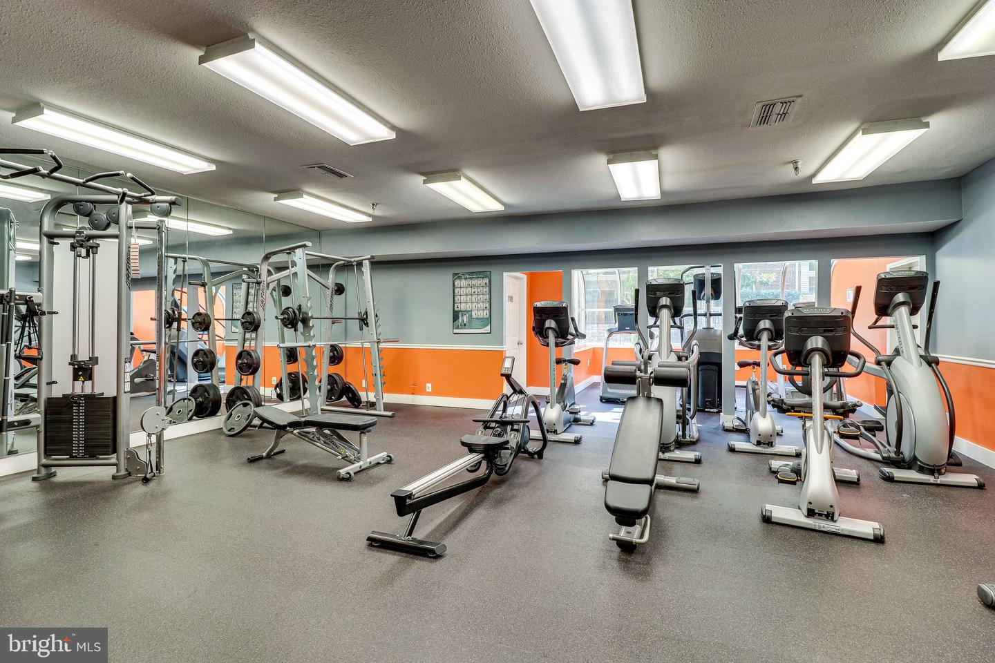 3315 WYNDHAM CIR #2235, ALEXANDRIA, Virginia 22302, 2 Bedrooms Bedrooms, ,2 BathroomsBathrooms,Residential,For sale,3315 WYNDHAM CIR #2235,VAAX2047698 MLS # VAAX2047698