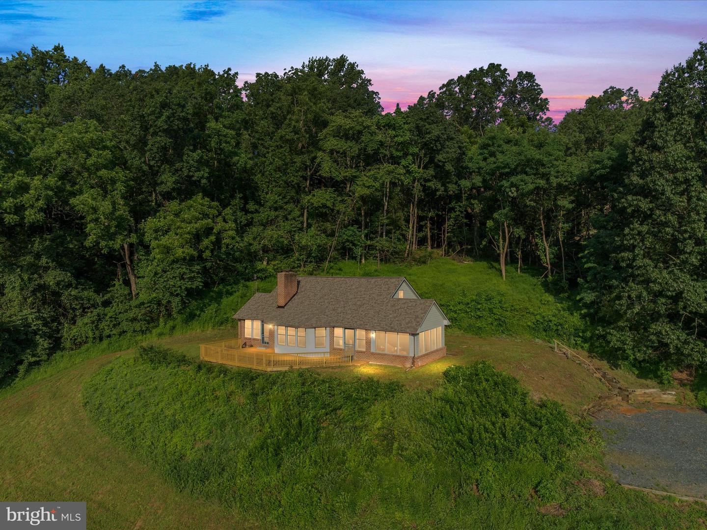 472 WESLEY LN, BENTONVILLE, Virginia 22610, 3 Bedrooms Bedrooms, ,3 BathroomsBathrooms,Residential,For sale,472 WESLEY LN,VAWR2011788 MLS # VAWR2011788