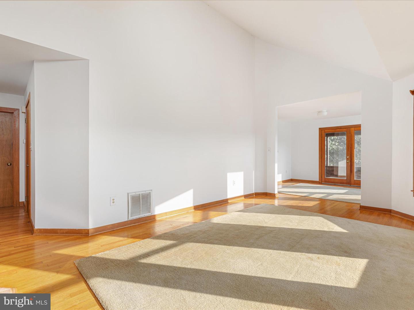 472 WESLEY LN, BENTONVILLE, Virginia 22610, 3 Bedrooms Bedrooms, ,3 BathroomsBathrooms,Residential,For sale,472 WESLEY LN,VAWR2011788 MLS # VAWR2011788