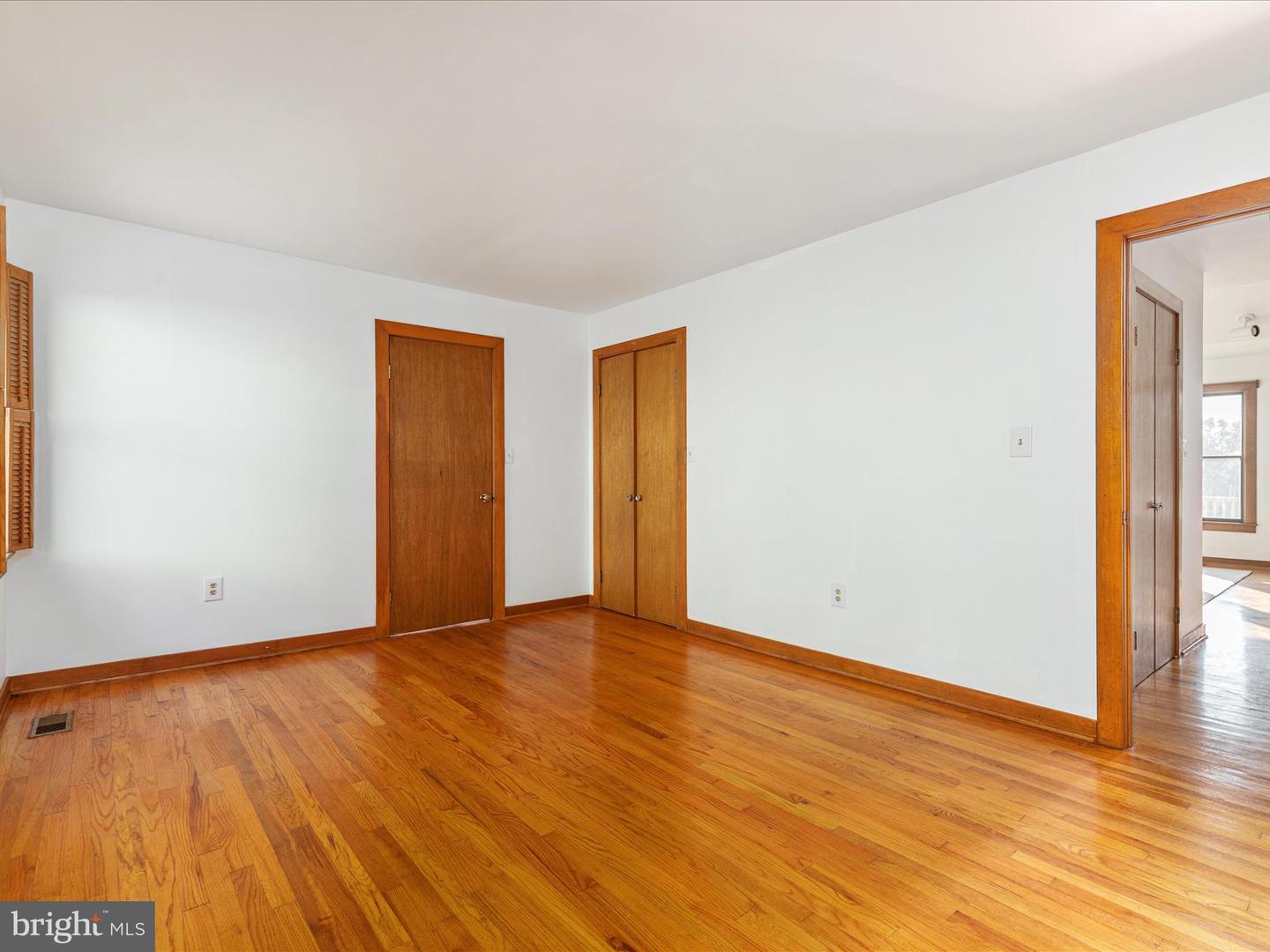 472 WESLEY LN, BENTONVILLE, Virginia 22610, 3 Bedrooms Bedrooms, ,3 BathroomsBathrooms,Residential,For sale,472 WESLEY LN,VAWR2011788 MLS # VAWR2011788