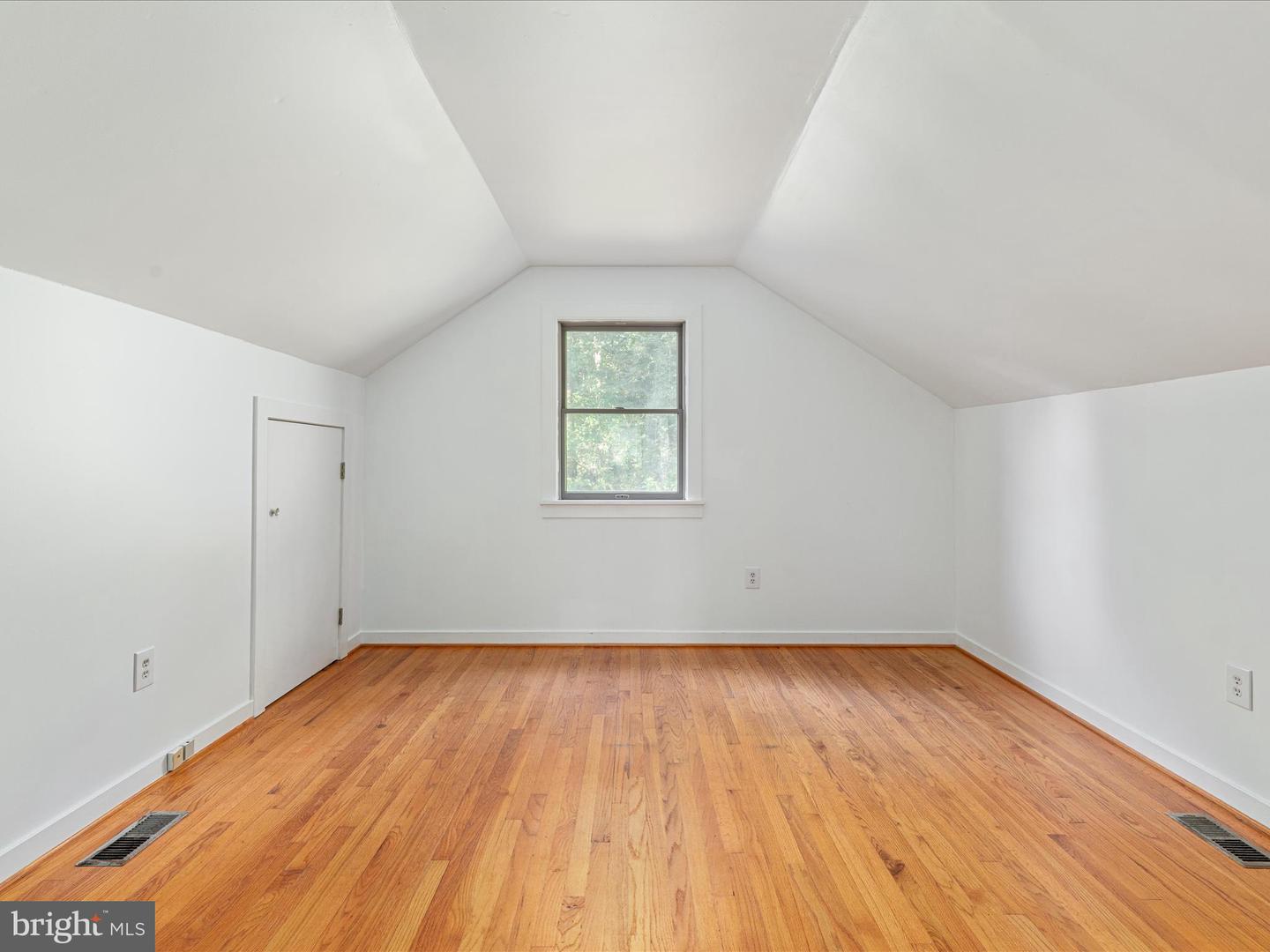 472 WESLEY LN, BENTONVILLE, Virginia 22610, 3 Bedrooms Bedrooms, ,3 BathroomsBathrooms,Residential,For sale,472 WESLEY LN,VAWR2011788 MLS # VAWR2011788
