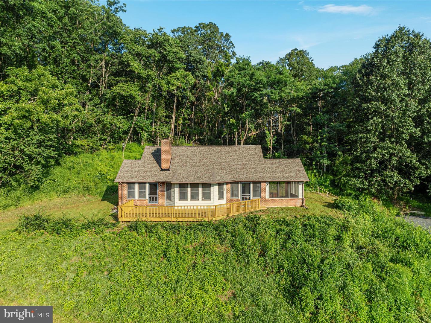 472 WESLEY LN, BENTONVILLE, Virginia 22610, 3 Bedrooms Bedrooms, ,3 BathroomsBathrooms,Residential,For sale,472 WESLEY LN,VAWR2011788 MLS # VAWR2011788