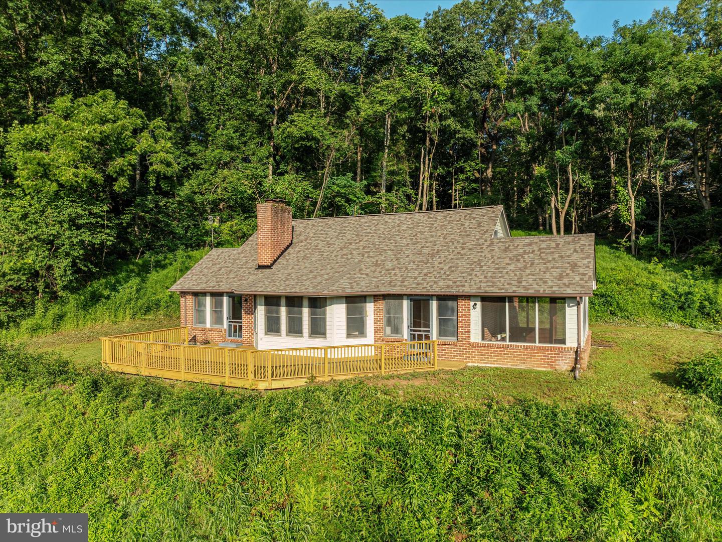 472 WESLEY LN, BENTONVILLE, Virginia 22610, 3 Bedrooms Bedrooms, ,3 BathroomsBathrooms,Residential,For sale,472 WESLEY LN,VAWR2011788 MLS # VAWR2011788