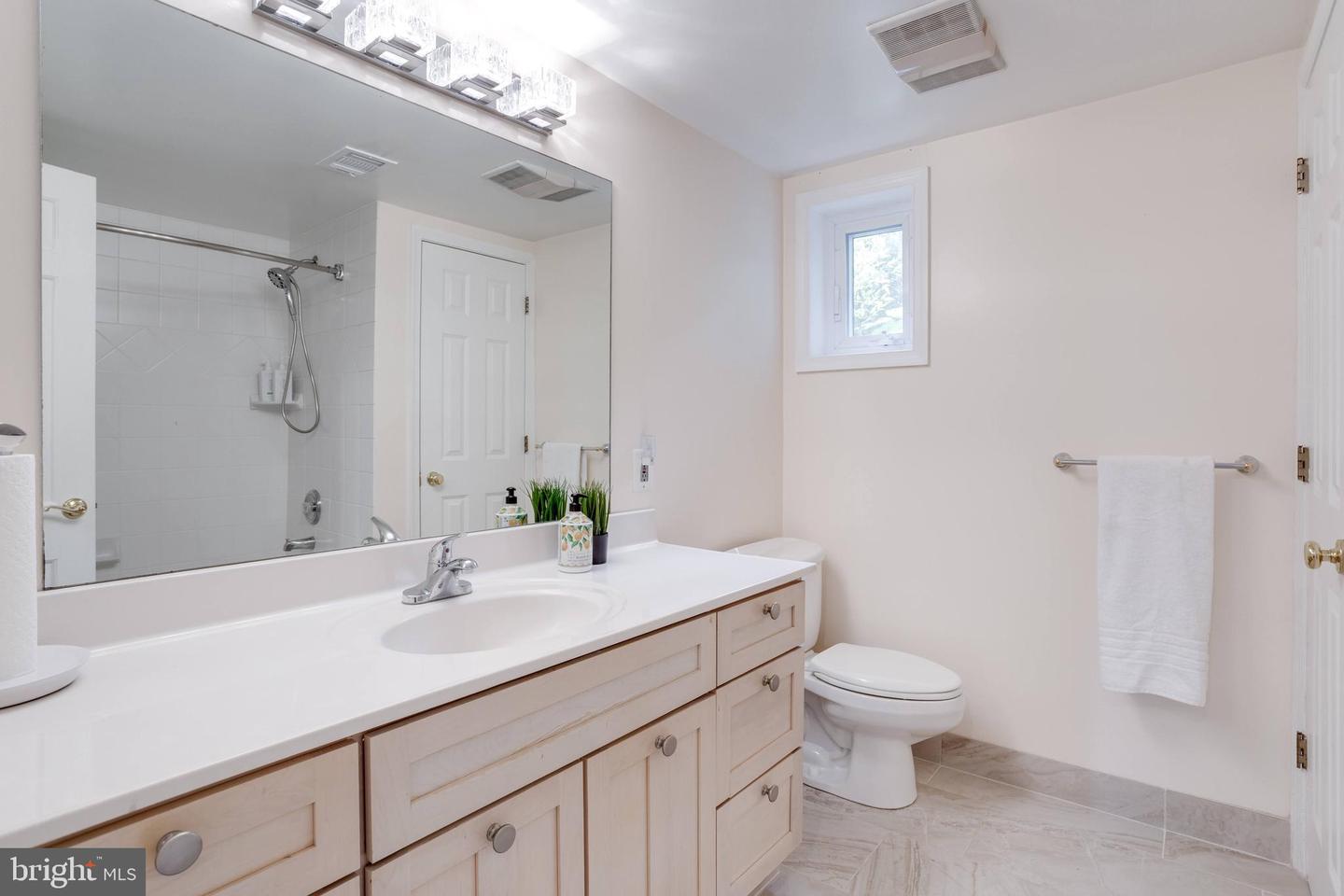 5039 PRESTWICK DR, FAIRFAX, Virginia 22030, 4 Bedrooms Bedrooms, ,3 BathroomsBathrooms,Residential,For sale,5039 PRESTWICK DR,VAFX2257362 MLS # VAFX2257362