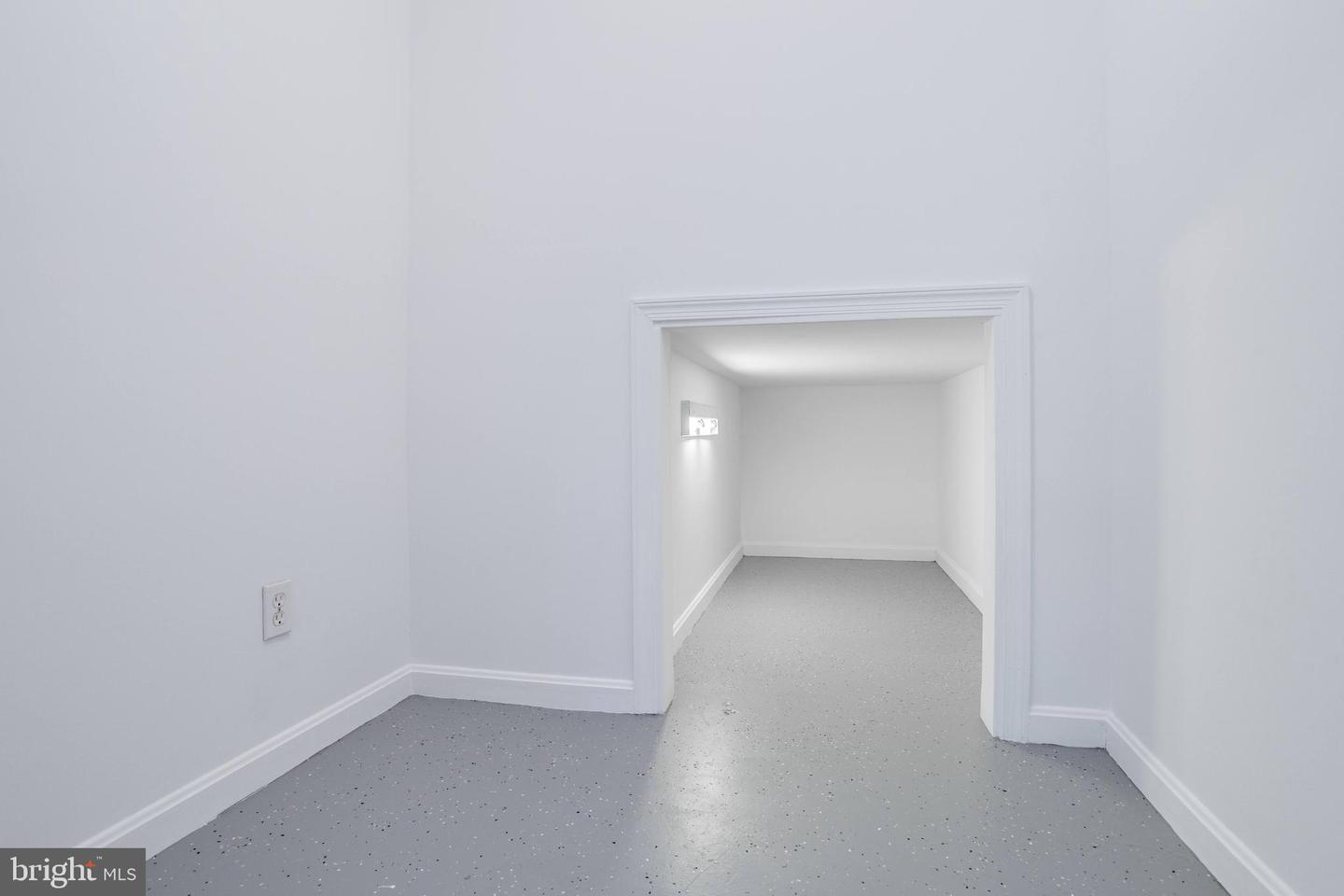 5039 PRESTWICK DR, FAIRFAX, Virginia 22030, 4 Bedrooms Bedrooms, ,3 BathroomsBathrooms,Residential,For sale,5039 PRESTWICK DR,VAFX2257362 MLS # VAFX2257362