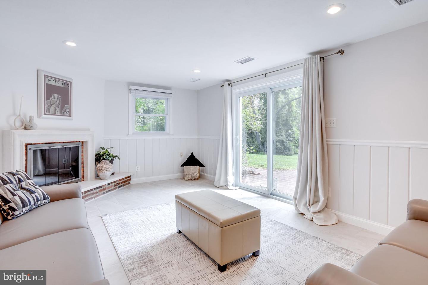 5039 PRESTWICK DR, FAIRFAX, Virginia 22030, 4 Bedrooms Bedrooms, ,3 BathroomsBathrooms,Residential,For sale,5039 PRESTWICK DR,VAFX2257362 MLS # VAFX2257362