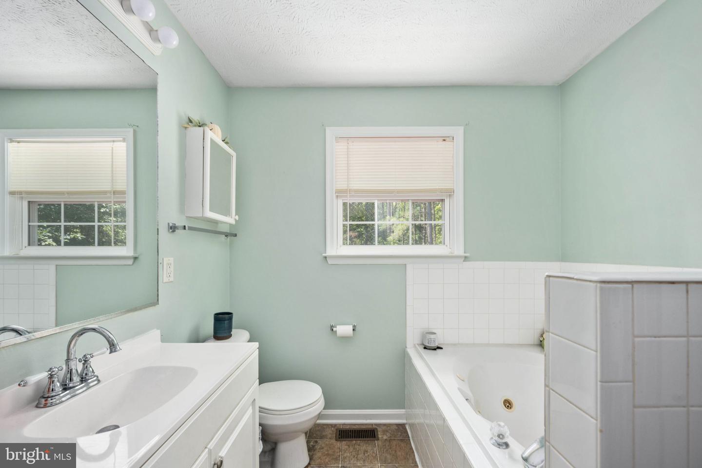 747 GLEN COVE DR, RUTHER GLEN, Virginia 22546, 3 Bedrooms Bedrooms, ,2 BathroomsBathrooms,Residential,For sale,747 GLEN COVE DR,VACV2008560 MLS # VACV2008560