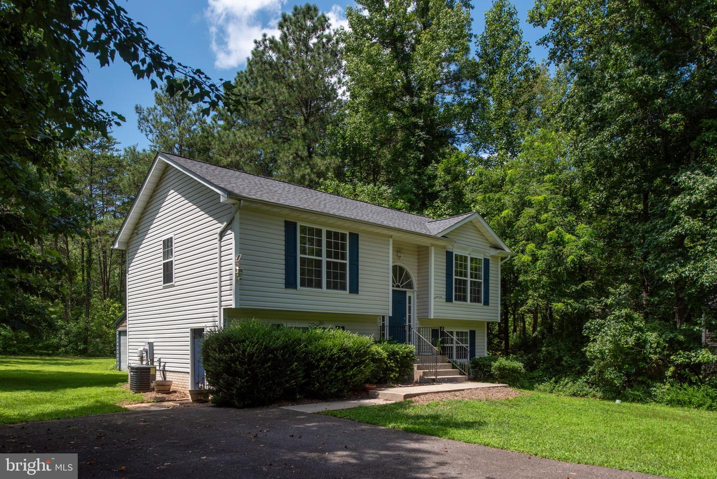 747 GLEN COVE DR, RUTHER GLEN, Virginia 22546, 3 Bedrooms Bedrooms, ,2 BathroomsBathrooms,Residential,For sale,747 GLEN COVE DR,VACV2008560 MLS # VACV2008560