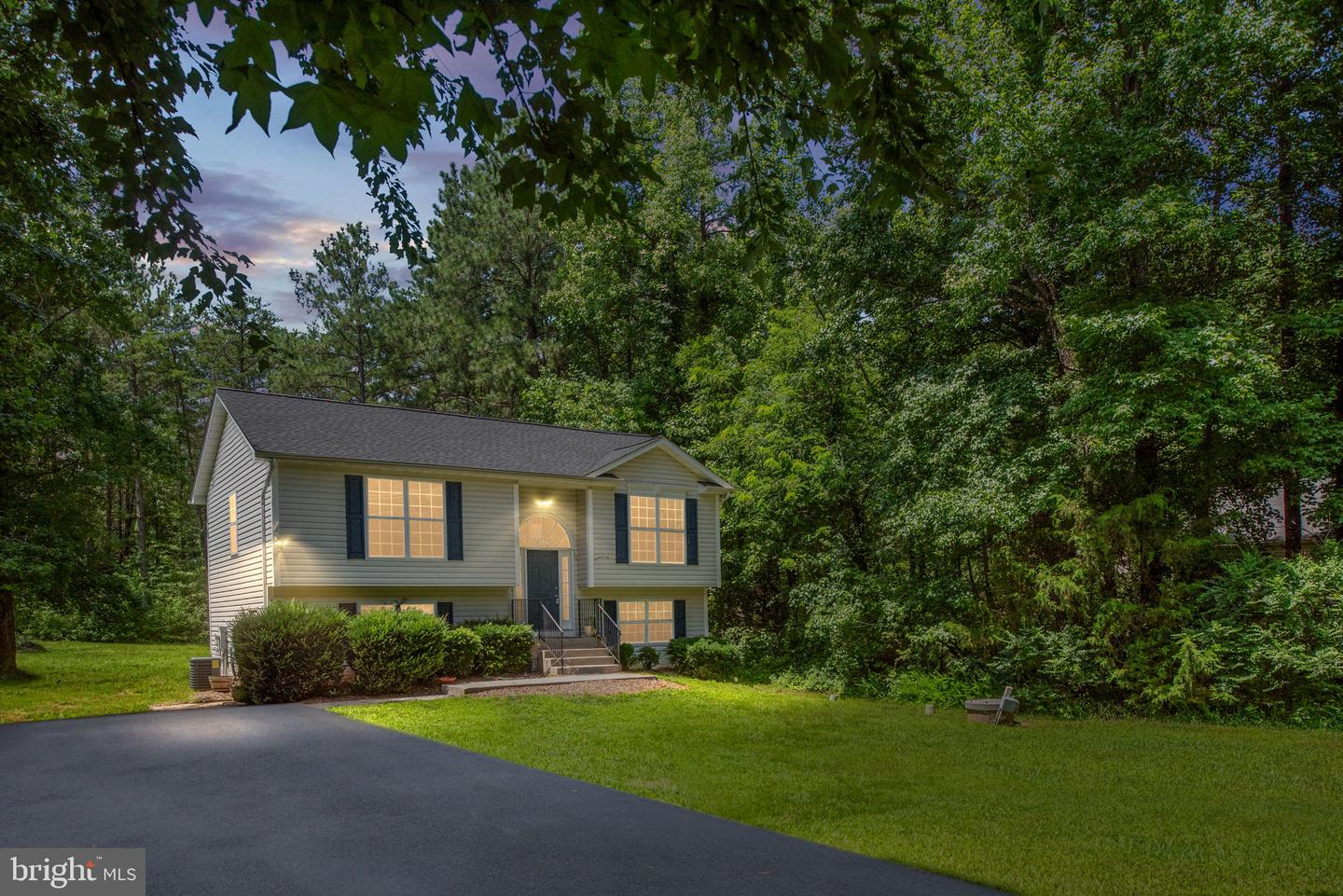 747 GLEN COVE DR, RUTHER GLEN, Virginia 22546, 3 Bedrooms Bedrooms, ,2 BathroomsBathrooms,Residential,For sale,747 GLEN COVE DR,VACV2008560 MLS # VACV2008560