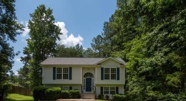 747 GLEN COVE DR, RUTHER GLEN, Virginia 22546, 3 Bedrooms Bedrooms, ,2 BathroomsBathrooms,Residential,For sale,747 GLEN COVE DR,VACV2008560 MLS # VACV2008560