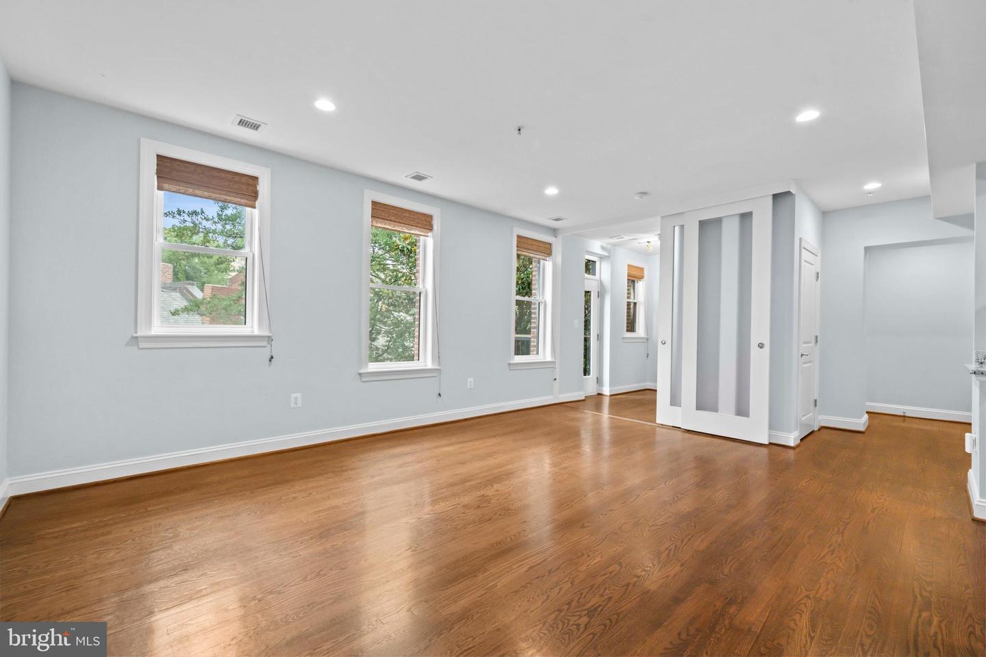 1840 VERNON ST NW #402, WASHINGTON, District Of Columbia 20009, 1 Bedroom Bedrooms, ,1 BathroomBathrooms,Residential,For sale,1840 VERNON ST NW #402,DCDC2212048 MLS # DCDC2212048