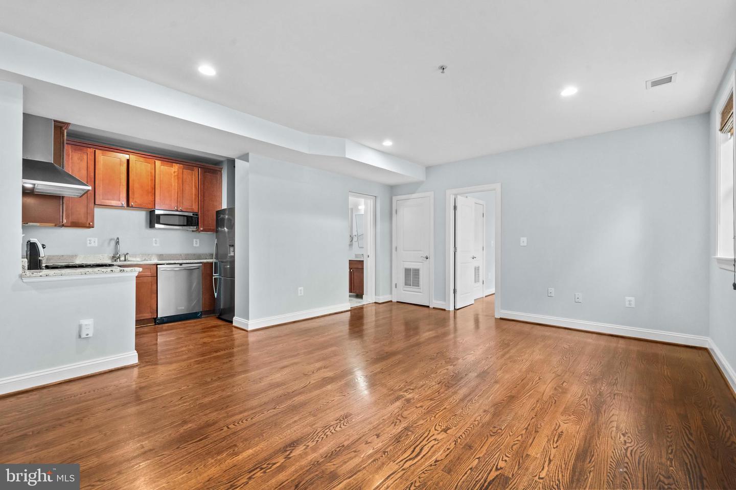1840 VERNON ST NW #402, WASHINGTON, District Of Columbia 20009, 1 Bedroom Bedrooms, ,1 BathroomBathrooms,Residential,For sale,1840 VERNON ST NW #402,DCDC2212048 MLS # DCDC2212048