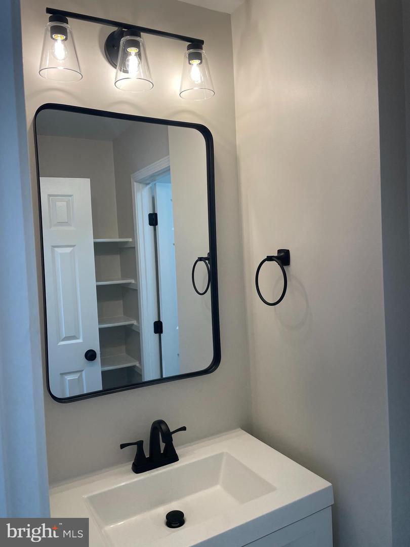 96 ADAMS DR NE #49, LEESBURG, Virginia 20176, 3 Bedrooms Bedrooms, ,1 BathroomBathrooms,Residential,For sale,96 ADAMS DR NE #49,VALO2103168 MLS # VALO2103168