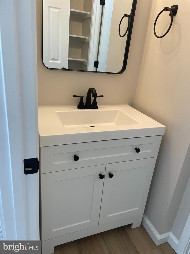 96 ADAMS DR NE #49, LEESBURG, Virginia 20176, 3 Bedrooms Bedrooms, ,1 BathroomBathrooms,Residential,For sale,96 ADAMS DR NE #49,VALO2103168 MLS # VALO2103168