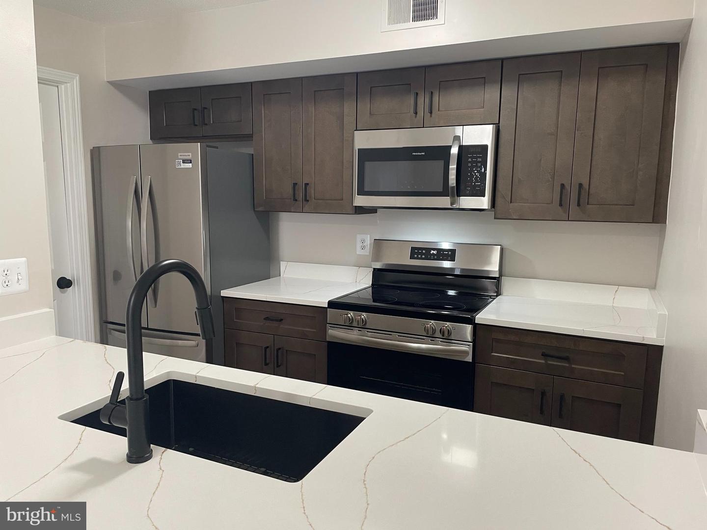 96 ADAMS DR NE #49, LEESBURG, Virginia 20176, 3 Bedrooms Bedrooms, ,1 BathroomBathrooms,Residential,For sale,96 ADAMS DR NE #49,VALO2103168 MLS # VALO2103168