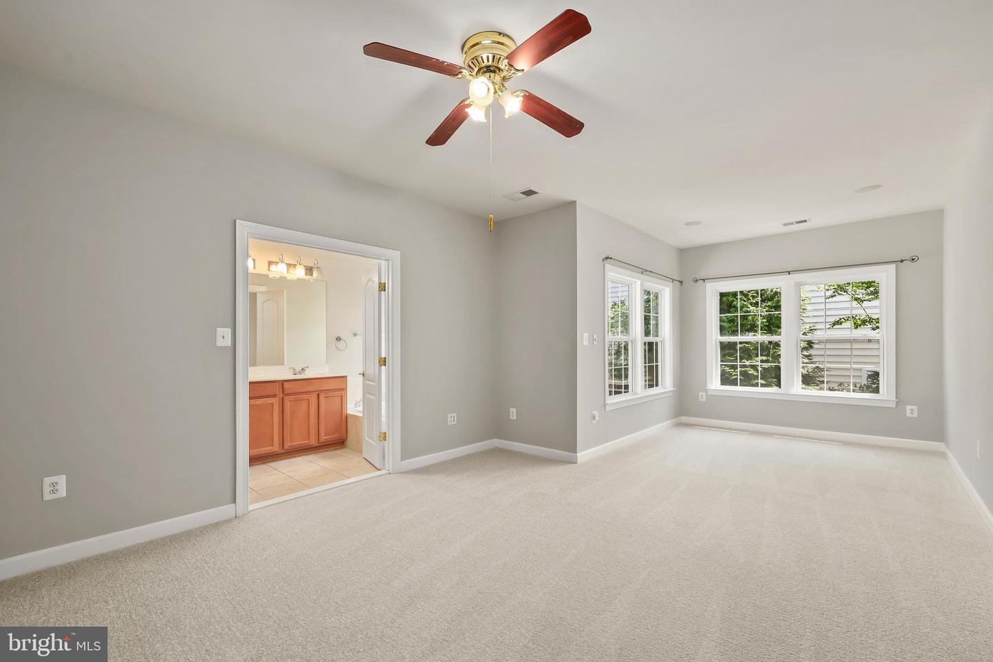 4101 RIVER FORTH DR, FAIRFAX, Virginia 22030, 3 Bedrooms Bedrooms, ,2 BathroomsBathrooms,Residential,For sale,4101 RIVER FORTH DR,VAFX2257592 MLS # VAFX2257592