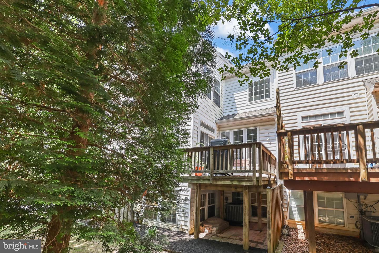 4101 RIVER FORTH DR, FAIRFAX, Virginia 22030, 3 Bedrooms Bedrooms, ,2 BathroomsBathrooms,Residential,For sale,4101 RIVER FORTH DR,VAFX2257592 MLS # VAFX2257592
